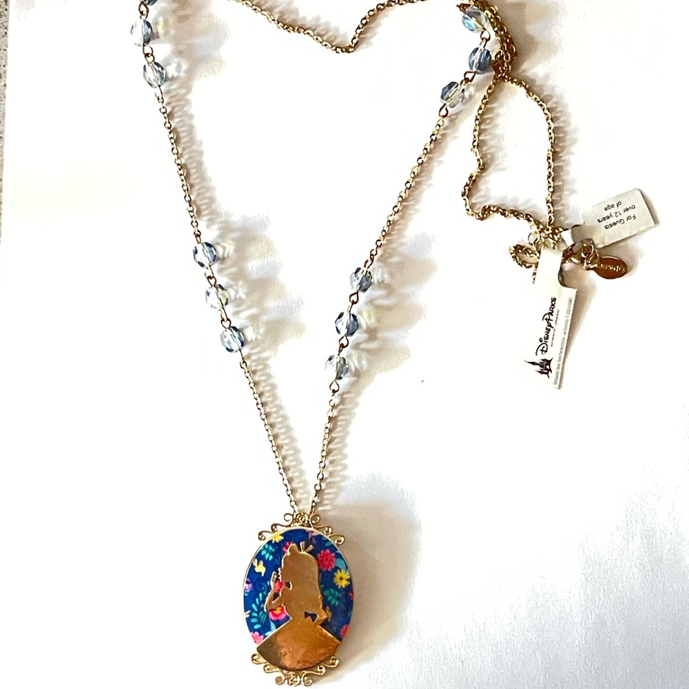 Disney Parks Alice in Wonderland necklace